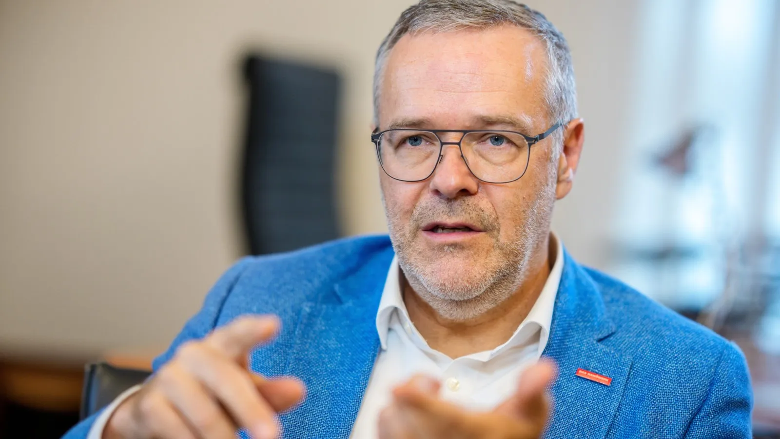 Jörg Dittrich, Präsident des Zentralverband des Deutschen Handwerks ZDH, kritisiert die Reformpläne der SPD zur Erbschaftsteuer deutlich.